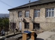 Satılır 5 otaqlı 200 m2 həyət evi Sulutəpə