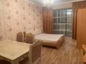 Satılır 1 otaqlı 52 m2 yeni tikili Qara Qarayev m.