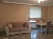 Satılır 1 otaqlı 36 m2 köhnə tikili Nizami m.