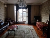 İcarəyə verilir 3 otaqlı 120 m2 yeni tikili İçəri Şəhər m.