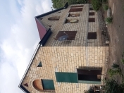 Satılır 5 otaqlı 1 m2 həyət evi Oğuz