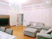İcarəyə verilir 3 otaqlı 130 m2 yeni tikili Nizami m.
