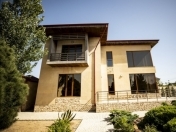 Satılır 5 otaqlı 250 m2 villa Buzovna