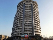 Satılır 3 otaqlı 108 m2 yeni tikili Nizami m.