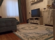 Satılır 2 otaqlı 62 m2 köhnə tikili Həzi Aslanov