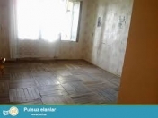 İcarəyə verilir 3 otaqlı 38 m2 köhnə tikili Xətai r.