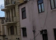 Satılır 6 otaqlı 250 m2 köhnə tikili İçəri Şəhər