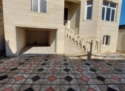 Satılır 4 otaqlı 260 m2 həyət evi Qaraçuxur
