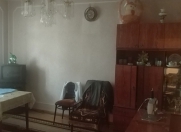 Satılır 3 otaqlı 100 m2 köhnə tikili Gəncə