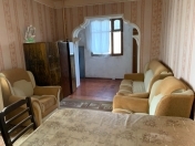 Satılır 1 otaqlı 40 m2 köhnə tikili 8 km