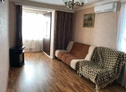 Satılır 1 otaqlı 30 m2 köhnə tikili Elmlər Akademiyası m.