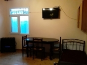 İcarəyə verilir 1 otaqlı 36 m2 həyət evi Əmircan