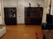 İcarəyə verilir 2 otaqlı 60 m2 köhnə tikili 8 km