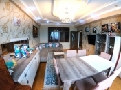 Satılır 3 otaqlı 90 m2 köhnə tikili 6 mkr