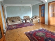 Satılır 5 otaqlı 470 m2 həyət evi Y.Ramana