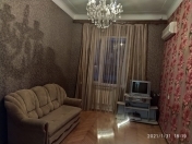 İcarəyə verilir 2 otaqlı 72 m2 köhnə tikili Montin