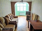 İcarəyə verilir 2 otaqlı 60 m2 köhnə tikili Yasamal r.