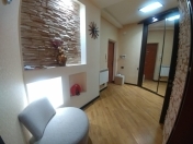 İcarəyə verilir 2 otaqlı 65 m2 yeni tikili 8 Noyabr m.