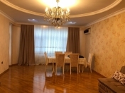 İcarəyə verilir 2 otaqlı 120 m2 yeni tikili Şah İsmayıl Xətai m.