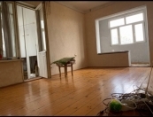 Satılır 2 otaqlı 50 m2 köhnə tikili Bakıxanov