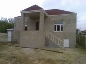Satılır 3 otaqlı 100 m2 həyət evi Saray
