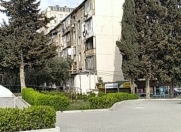 Satılır 2 otaqlı 50 m2 köhnə tikili 1 mkr