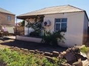 Satılır 3 otaqlı 87 m2 həyət evi Binə