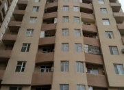 Satılır 3 otaqlı 100 m2 yeni tikili Qaraçuxur