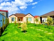 Satılır 4 otaqlı 180 m2 bağ evi Mərdəkan