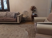 Satılır 3 otaqlı 100 m2 köhnə tikili Səbail r.