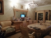 Satılır 4 otaqlı 100 m2 köhnə tikili Səbail r.