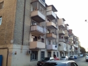 Satılır 3 otaqlı 80 m2 köhnə tikili Əhmədli