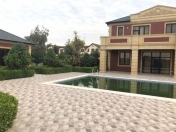 Satılır 8 otaqlı 800 m2 həyət evi Bilgəh