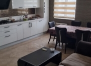 Satılır 4 otaqlı 225 m2 yeni tikili İnşaatçılar m.