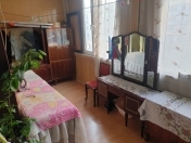 İcarəyə verilir 3 otaqlı 95 m2 köhnə tikili Elmlər Akademiyası m.