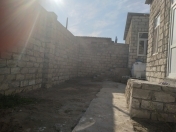 Satılır 4 otaqlı 150 m2 həyət evi Şüvəlan