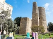 İcarəyə verilir 4 otaqlı 200 m2 obyekt İçəri Şəhər