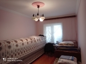 Satılır 4 otaqlı 103 m2 köhnə tikili İnşaatçılar m.