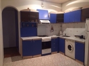 İcarəyə verilir 2 otaqlı 60 m2 köhnə tikili Sahil m.