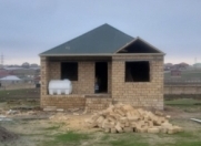 Satılır 3 otaqlı 450 m2 həyət evi Saray