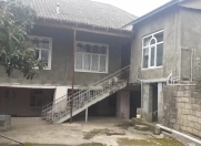 Satılır 4 otaqlı 350 m2 həyət evi Lənkəran