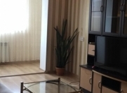 İcarəyə verilir 3 otaqlı 70 m2 köhnə tikili Əhmədli m.