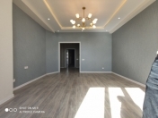 Satılır 3 otaqlı 107 m2 yeni tikili Badamdar