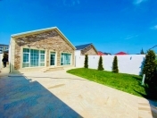 Satılır 3 otaqlı 130 m2 bağ evi Mərdəkan
