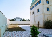 Satılır 6 otaqlı 320 m2 villa Olimpia Stadionu