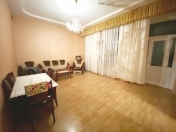 İcarəyə verilir 2 otaqlı 45 m2 köhnə tikili Sahil m.