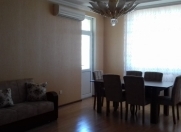 İcarəyə verilir 3 otaqlı 100 m2 yeni tikili 6 mkr