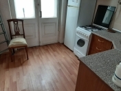 Satılır 3 otaqlı 70 m2 köhnə tikili Hilton otel