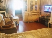 Satılır 1 otaqlı 20 m2 köhnə tikili Qara Qarayev m.