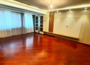 Satılır 4 otaqlı 170 m2 yeni tikili Qara Qarayev m.